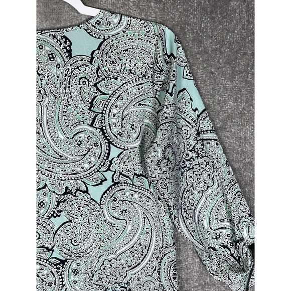 The Limited Paisley Tunic Top Womens Size Small Roll Tab Sleeves Pullover Hi Low - Picture 9 of 14